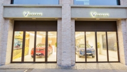 VinFast khai trương hai cửa hàng đầu tiên ở Đức và Pháp