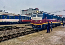 Đường sắt Sài Gòn tạm dừng giảm giá 50% vé tàu cuối năm