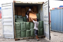 Bắt giữ lô hàng container từ Trung Quốc ghi “Made in Vietnam”