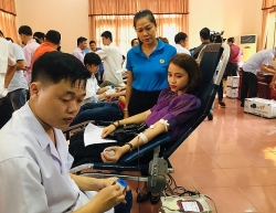 Liên đoàn Lao động tỉnh Quảng Trị tổ chức ngày hội hiến máu tình nguyện
