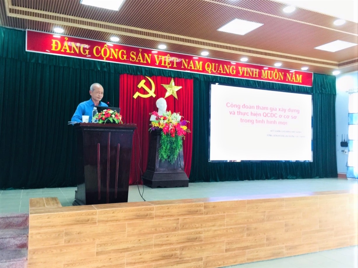 LĐLĐ thị xã Hương Trà (Huế): Bồi dưỡng nghiệp vụ cán bộ CĐCS trong giai đoạn mới