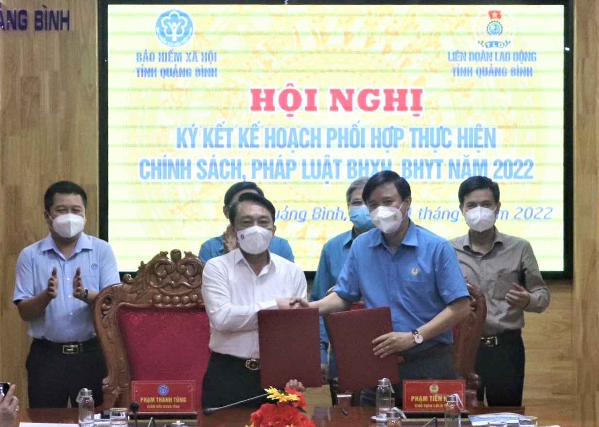 LĐLĐ tỉnh Quảng Bình phối hợp với BHXH tỉnh bảo vệ quyền lợi cho NLĐ
