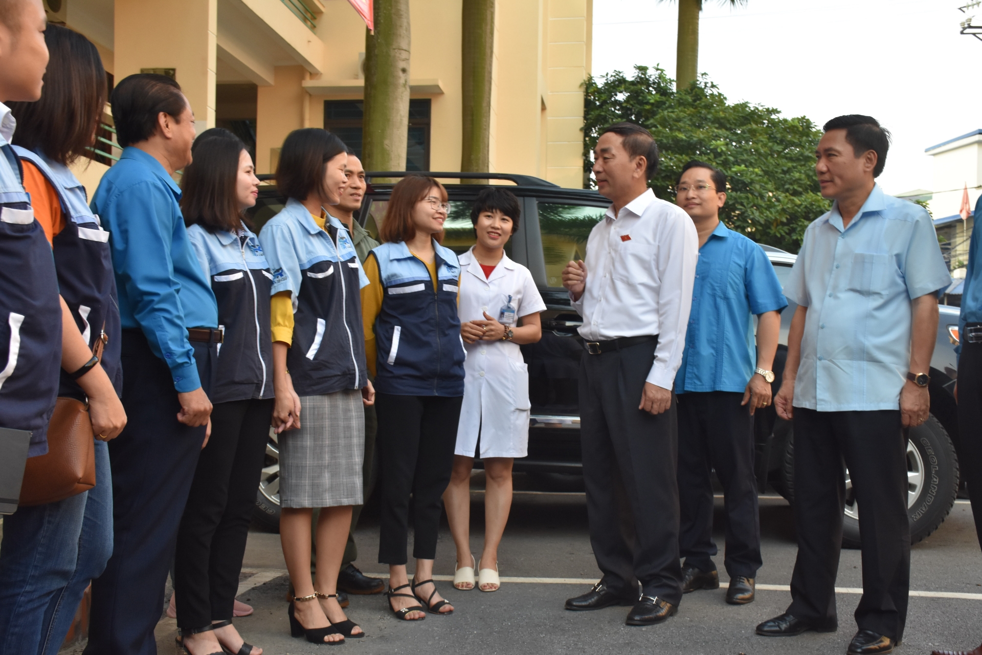 Đoàn Đại biểu Quốc hội tỉnh Thái Nguyên đối thoại với cán bộ công đoàn, người lao động