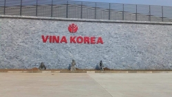 Sau đình công, công nhân công ty Vina Korea được cam kết tăng thêm 300 ngàn