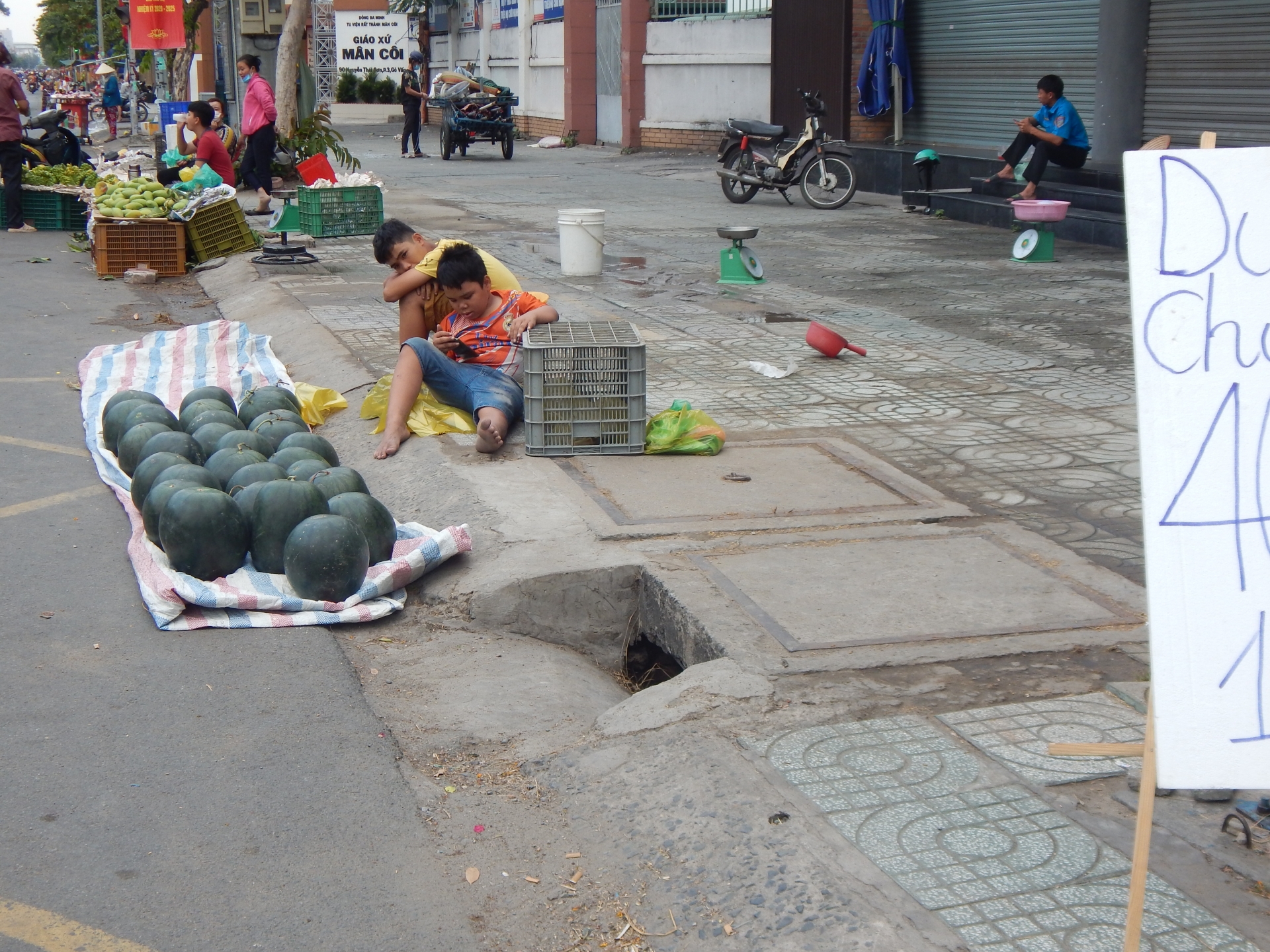 “Một vụ Tết thất bát, nhưng sức khỏe quan trọng hơn, sang năm tôi sẽ làm lại từ đầu”