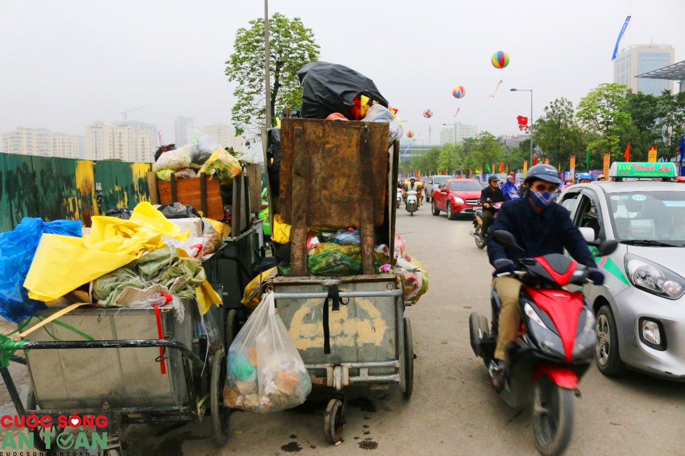 Công ty môi  trường “vứt rác” vô can còn người dân thì bị phạt nặng !