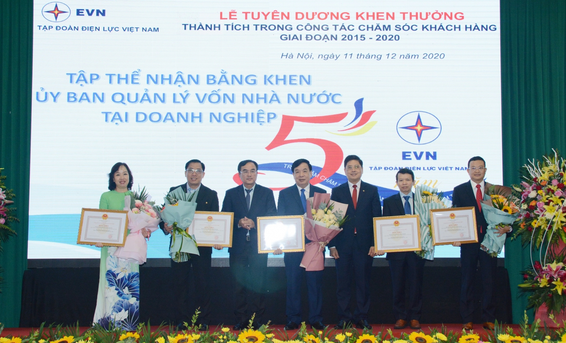 EVNSPC cung cấp 100% các dịch vụ điện theo phương thức giao dịch điện tử