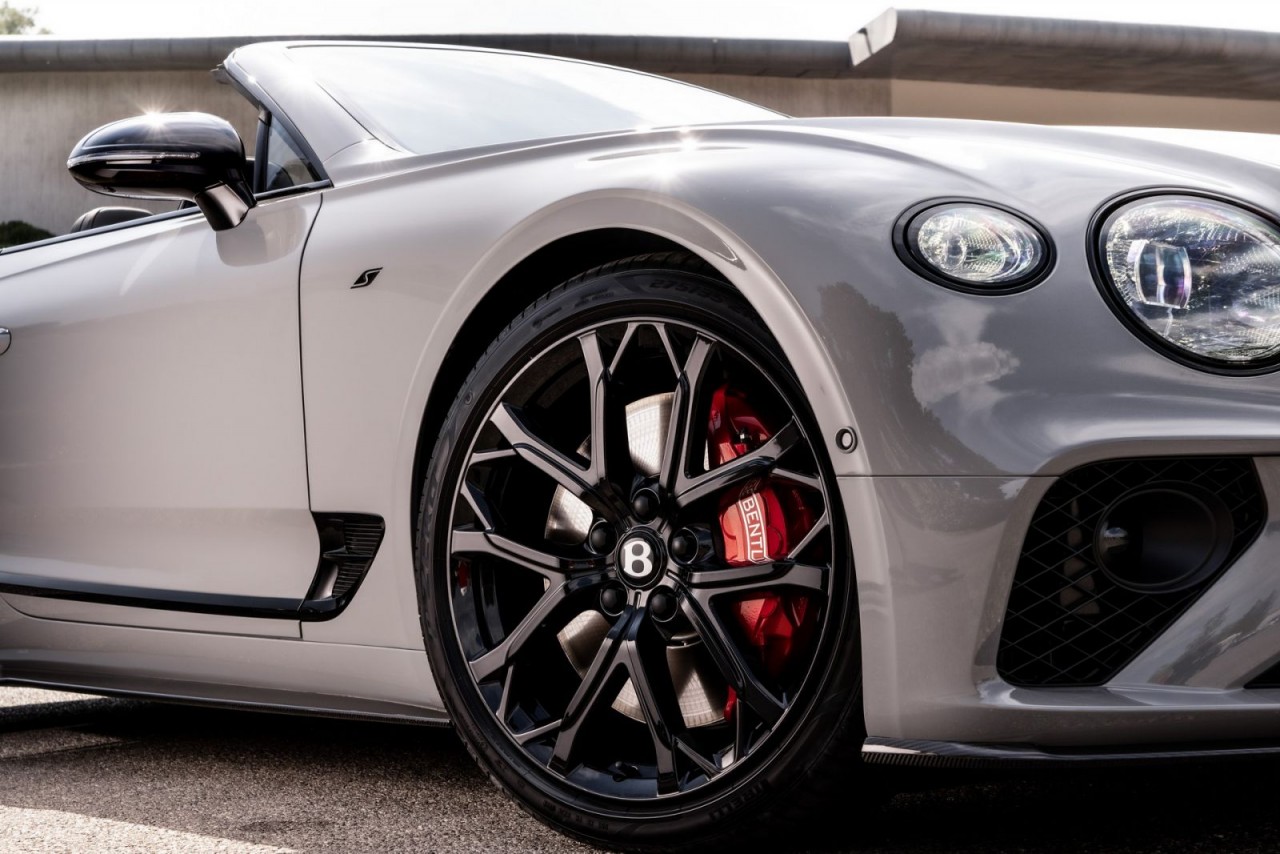 Bentley giới thiệu bộ đôi coupe Continental GT S và GTC S