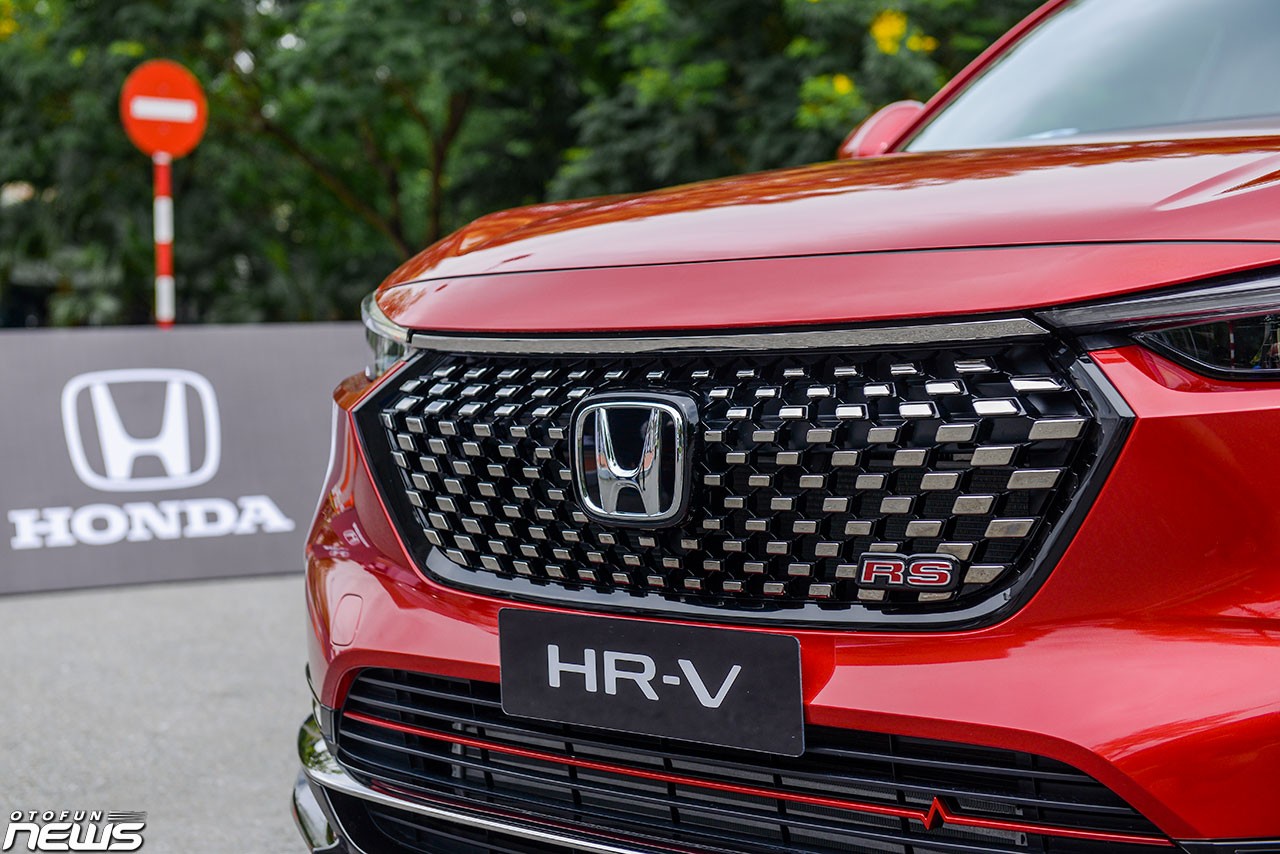 Honda HR-V RS giá 871 triệu tại Việt Nam