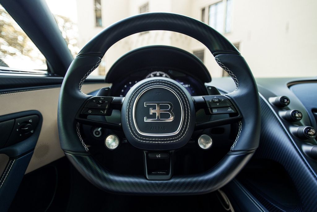 Bugatti Chiron L'Ébé được sản xuất với số lượng siêu giới hạn