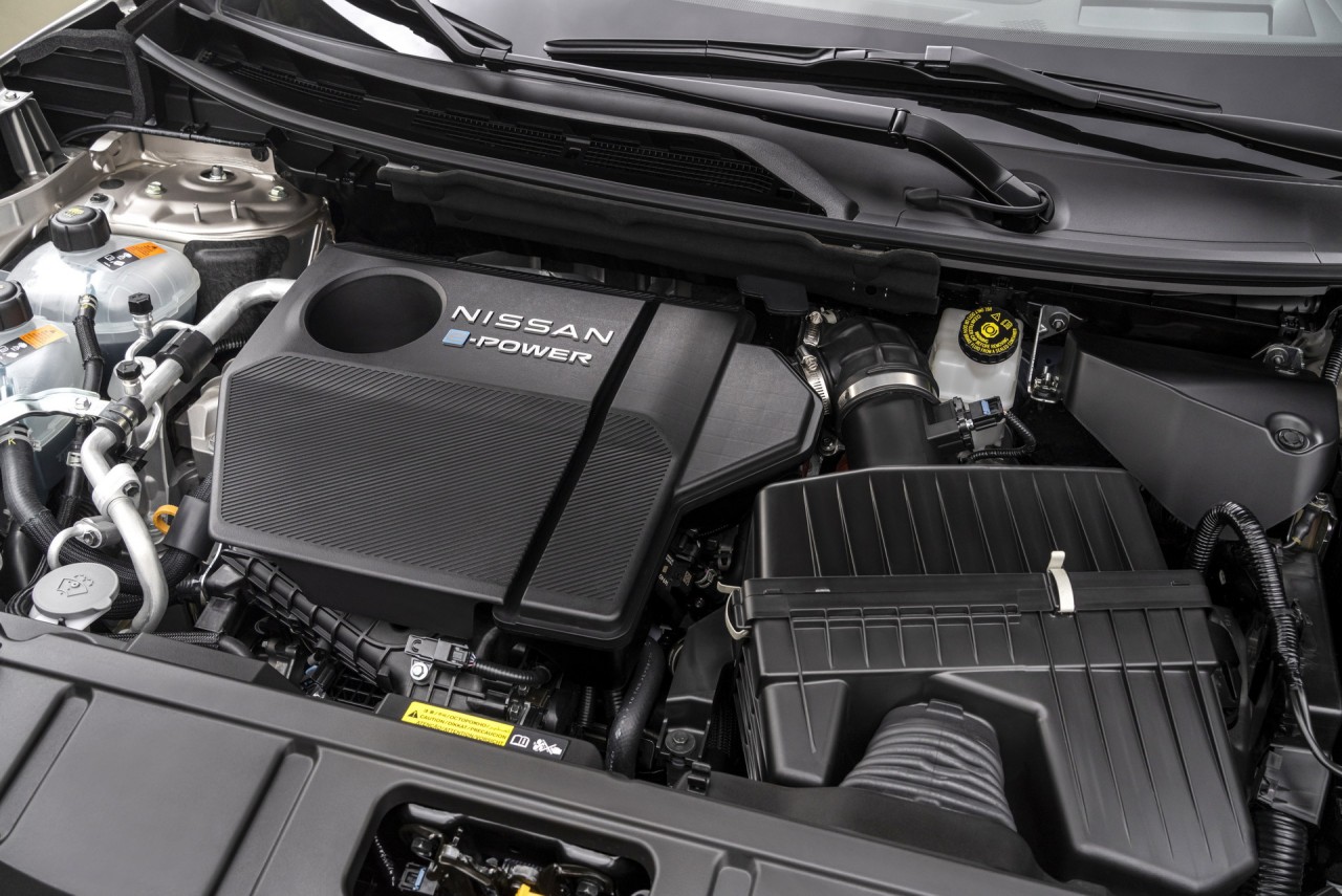Nissan giới thiệu X-Trail hybrid tại châu Âu