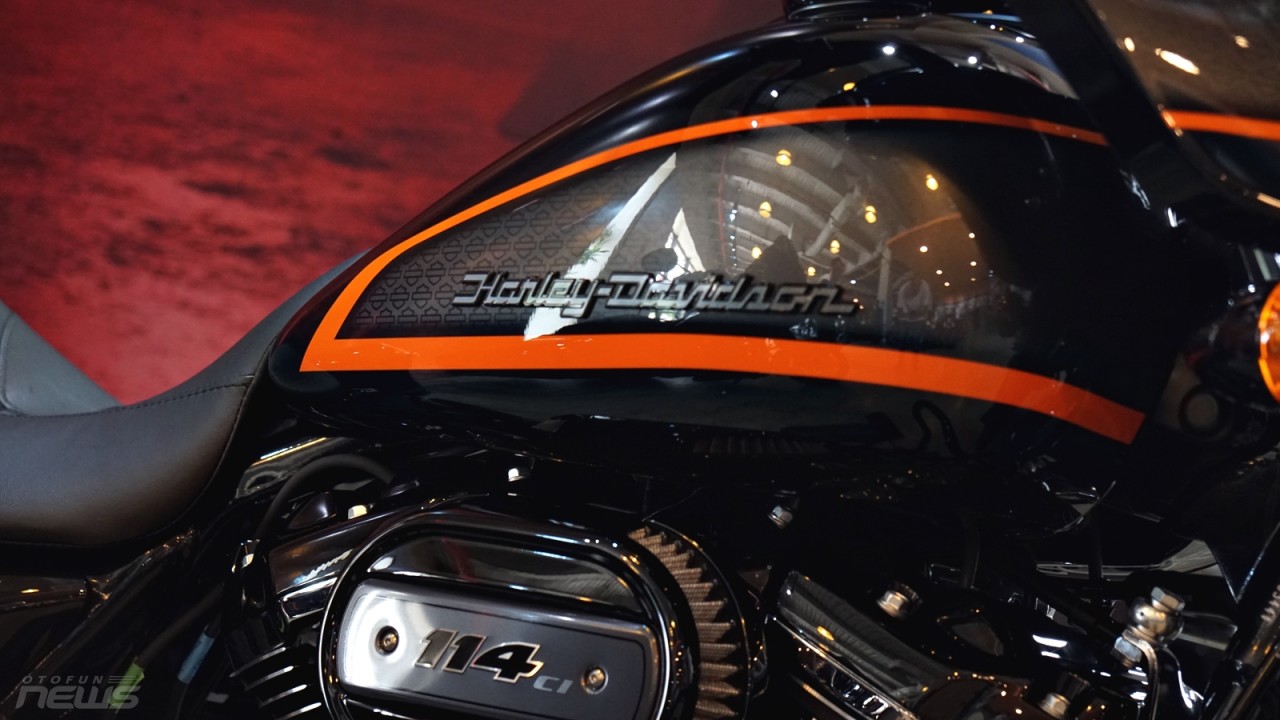 Harley Davidson giới thiệu phối màu Apex Factory Custom Paint với số lượng giới hạn